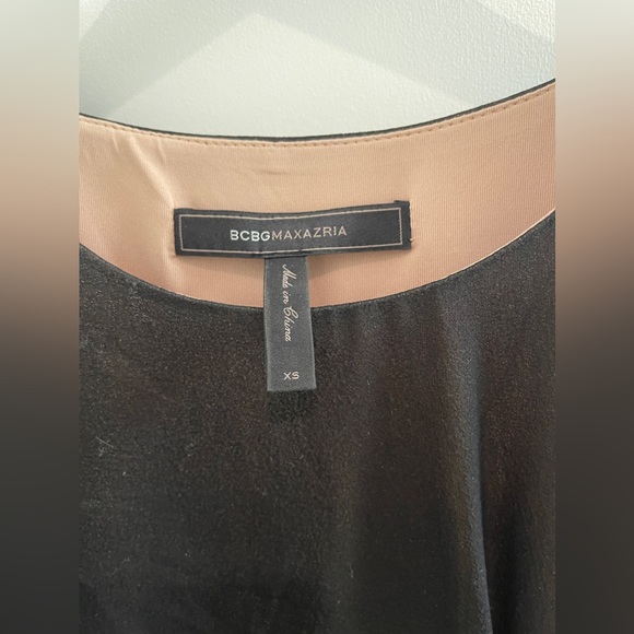 BCBG Maxazria cocktail mini black dress, asymmetrical sleeve, extra-small - Picture 3 of 6